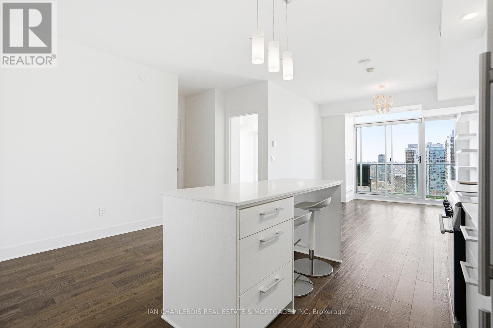 1701 - 255 Bay Street, Ottawa, Ontario  K1R 0C5 - Photo 7 - X12944510