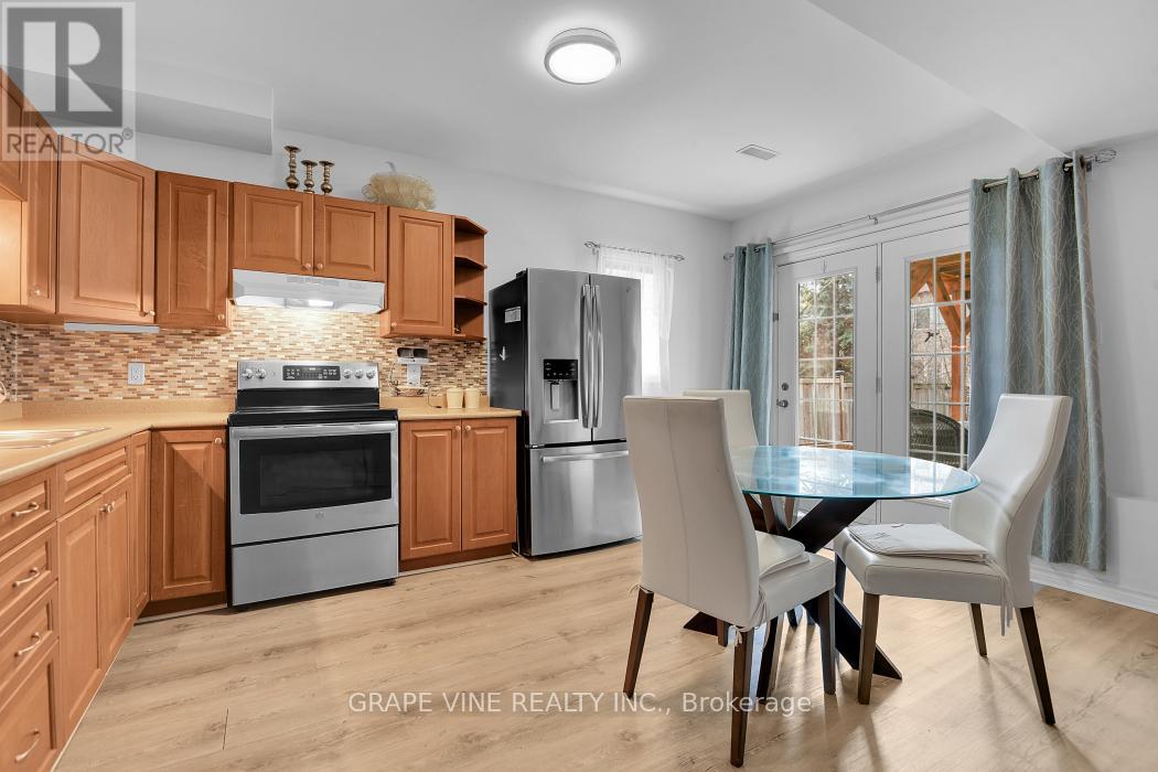 517 Overland Drive, Ottawa, Ontario  K2S 0C2 - Photo 27 - X12944622