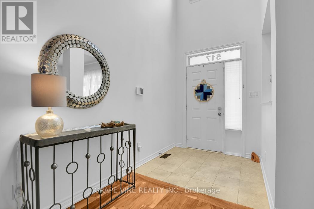 517 Overland Drive, Ottawa, Ontario  K2S 0C2 - Photo 3 - X12944622