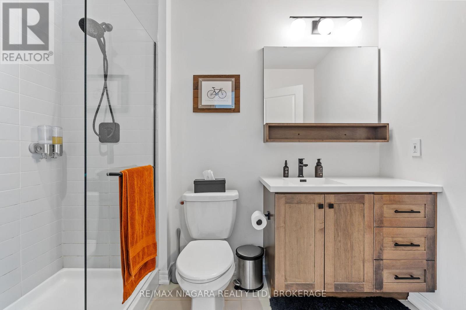 11 Walters Lane, Grimsby, Ontario  L3M 0H2 - Photo 20 - X12944282