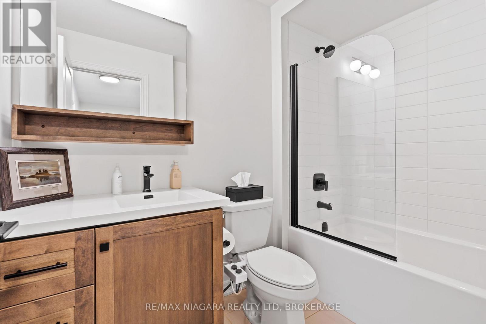 11 Walters Lane, Grimsby, Ontario  L3M 0H2 - Photo 24 - X12944282