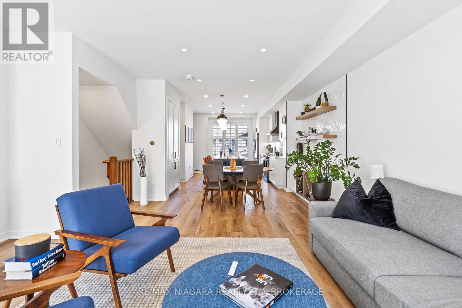 11 Walters Lane, Grimsby, Ontario  L3M 0H2 - Photo 7 - X12944282