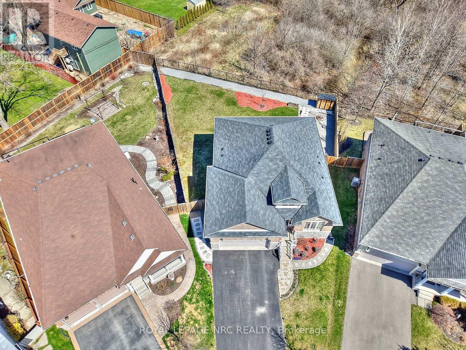 8913 Tallgrass Avenue, Niagara Falls, Ontario  L2G 0E6 - Photo 4 - X12944436