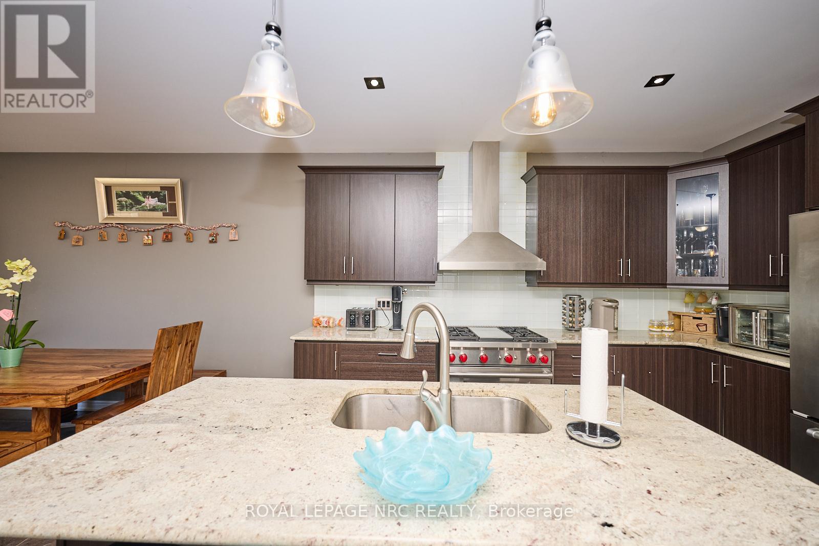 8913 Tallgrass Avenue, Niagara Falls, Ontario  L2G 0E6 - Photo 9 - X12944436