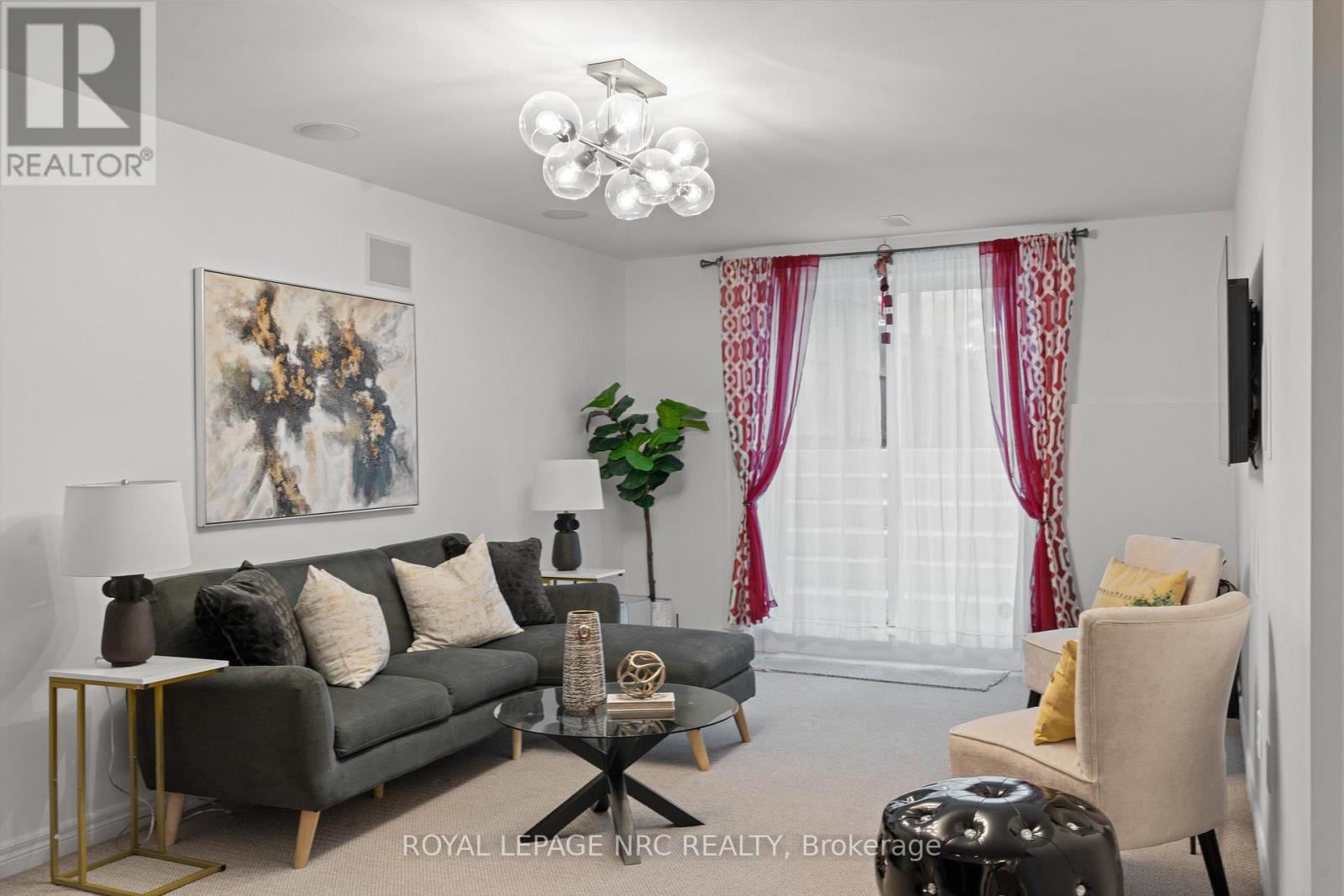 B - 393 Glendale Avenue, St. Catharines, Ontario  L2T 1C5 - Photo 21 - X12944488