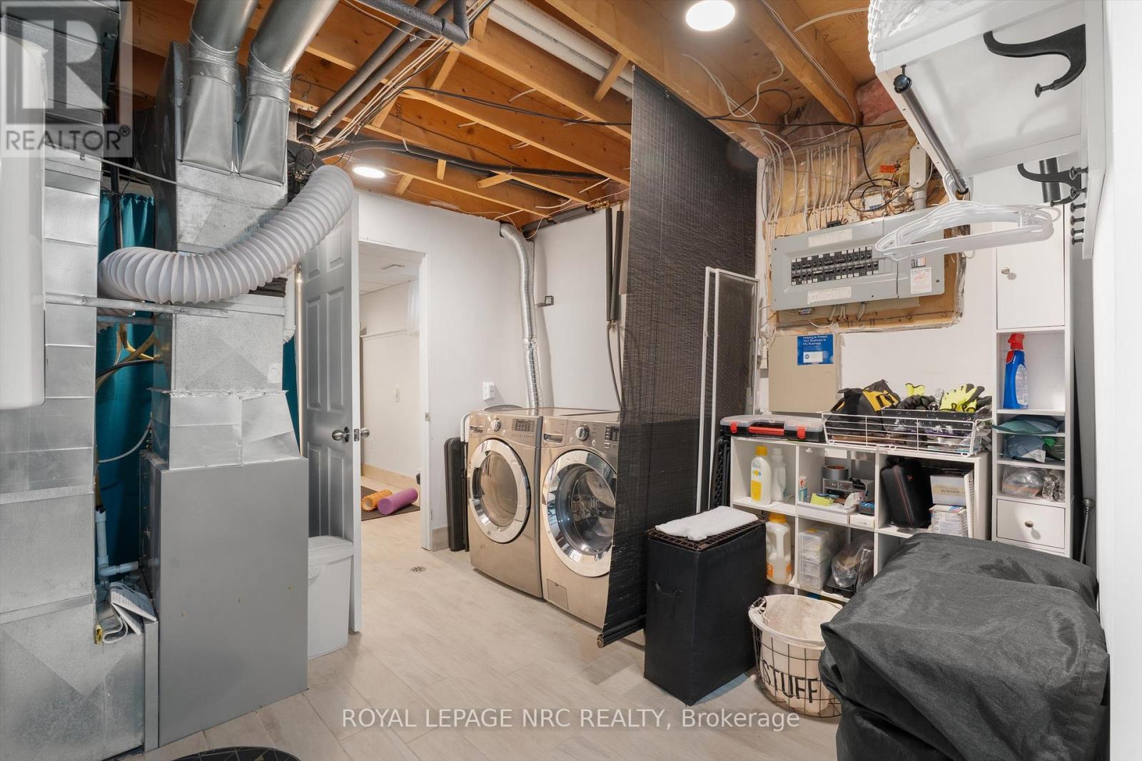 B - 393 Glendale Avenue, St. Catharines, Ontario  L2T 1C5 - Photo 31 - X12944488