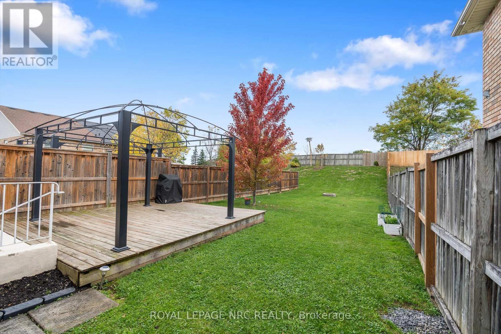 B - 393 Glendale Avenue, St. Catharines, Ontario  L2T 1C5 - Photo 34 - X12944488