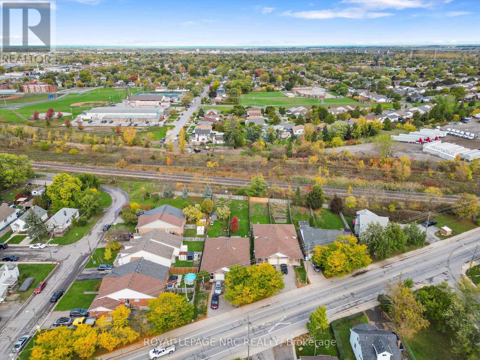 B - 393 Glendale Avenue, St. Catharines, Ontario  L2T 1C5 - Photo 39 - X12944488