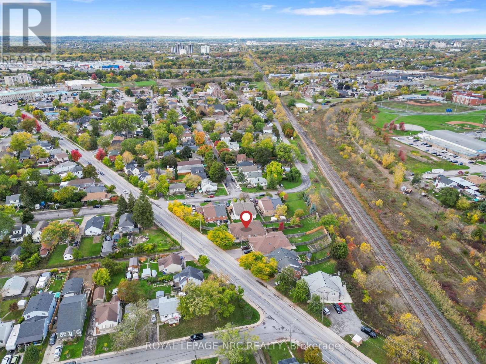 B - 393 Glendale Avenue, St. Catharines, Ontario  L2T 1C5 - Photo 41 - X12944488