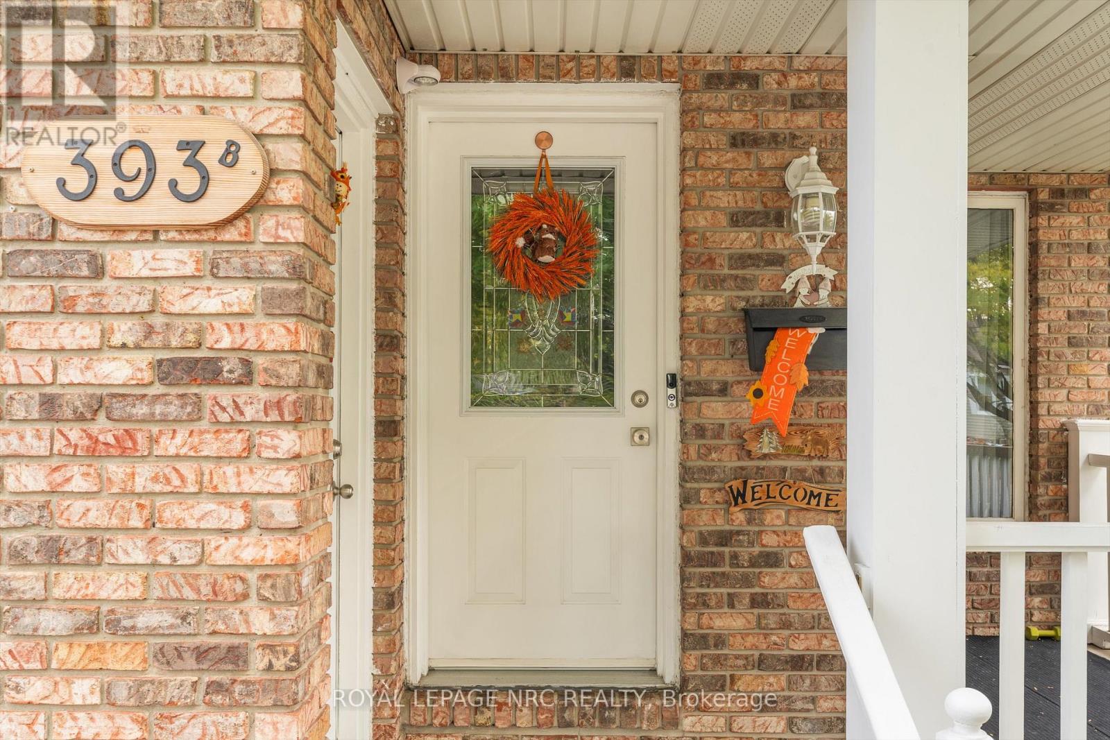 B - 393 Glendale Avenue, St. Catharines, Ontario  L2T 1C5 - Photo 46 - X12944488