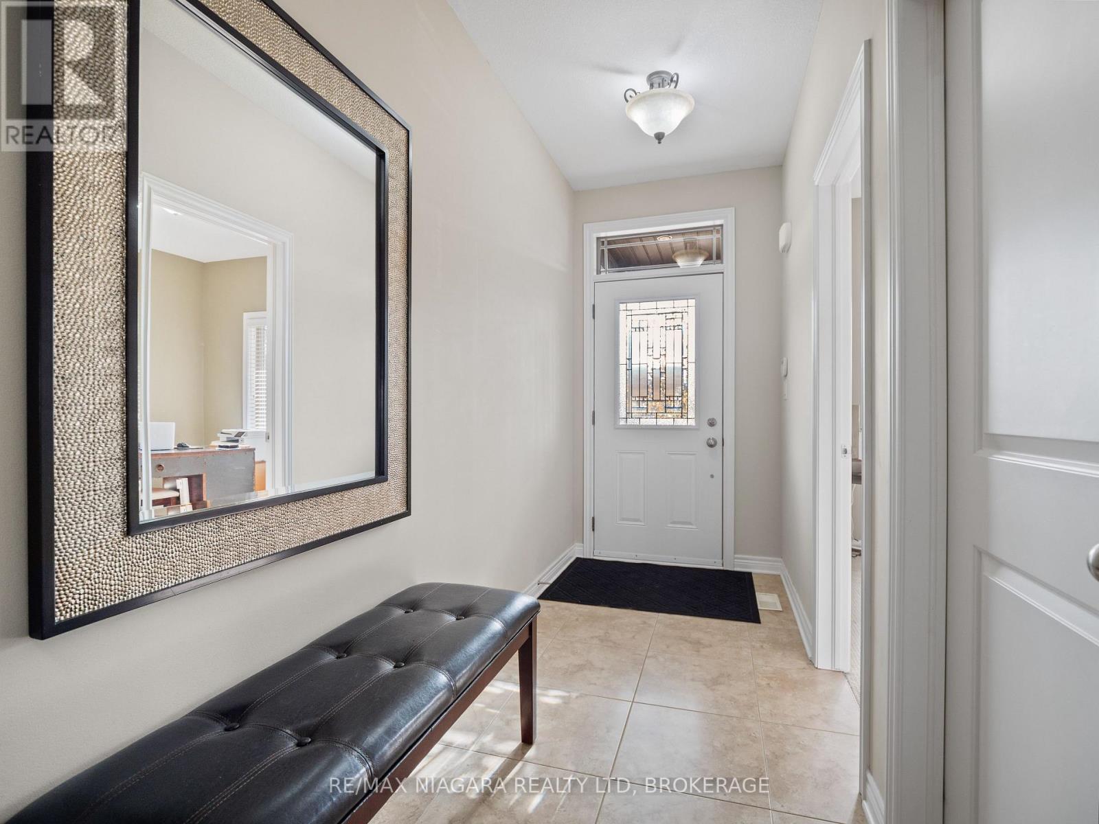 4 - 9440 Eagle Ridge Drive, Niagara Falls, Ontario  L2H 0G6 - Photo 5 - X12944642