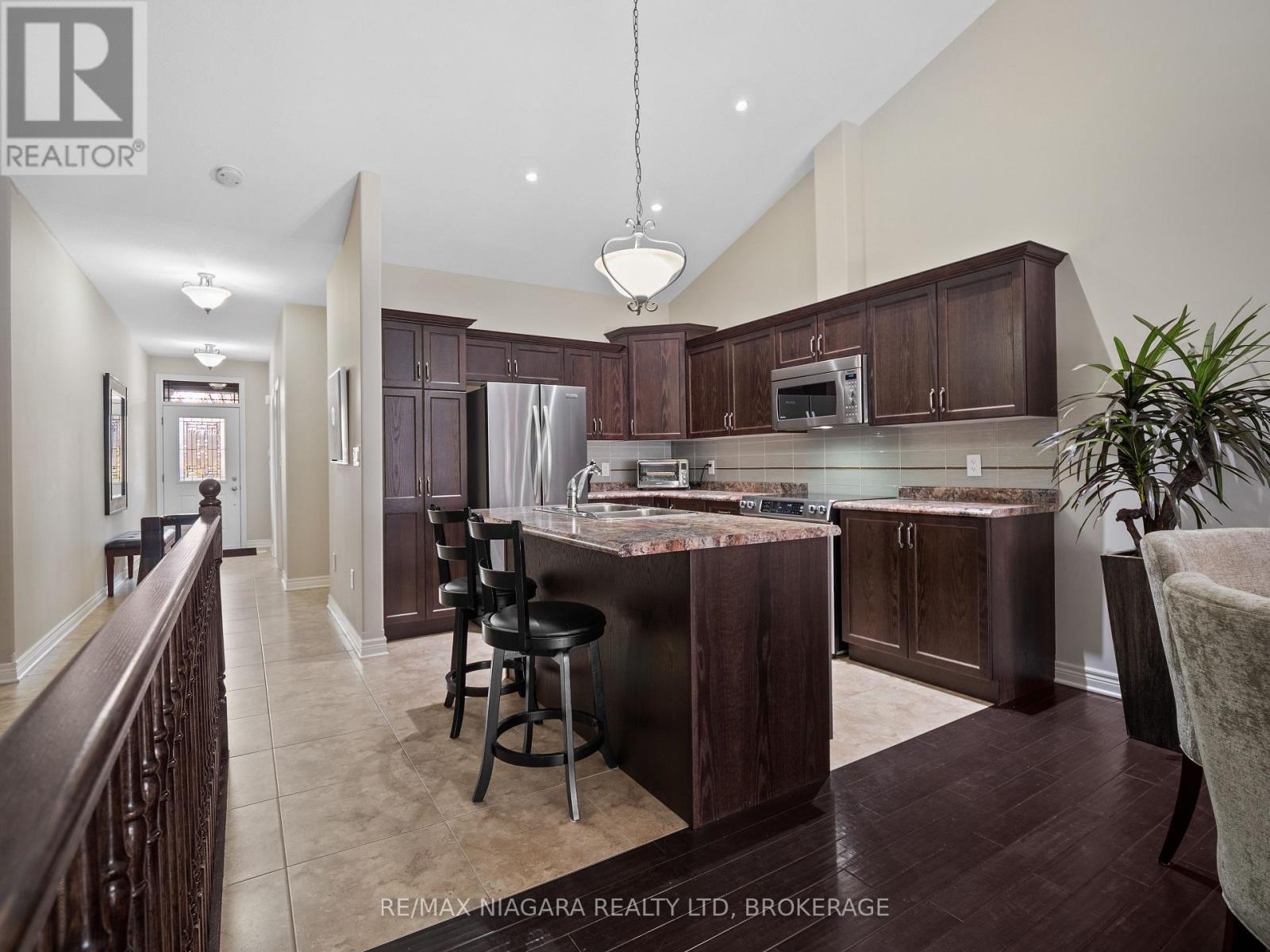 4 - 9440 Eagle Ridge Drive, Niagara Falls, Ontario  L2H 0G6 - Photo 9 - X12944642