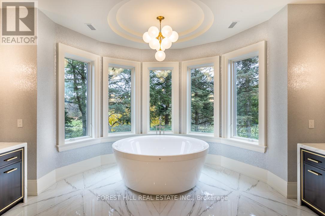 15 TUDOR GATE Toronto (Bridle Path-Sunnybrook-York Mills), ON M2L 1N3