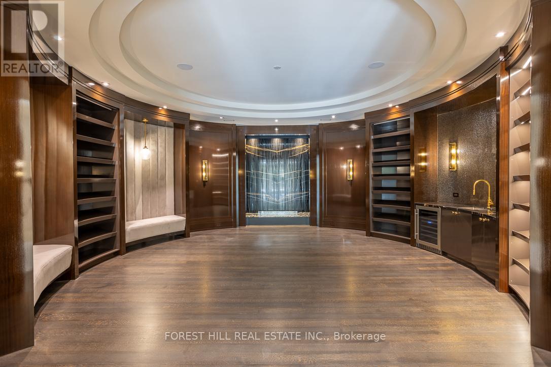 15 TUDOR GATE Toronto (Bridle Path-Sunnybrook-York Mills), ON M2L 1N3