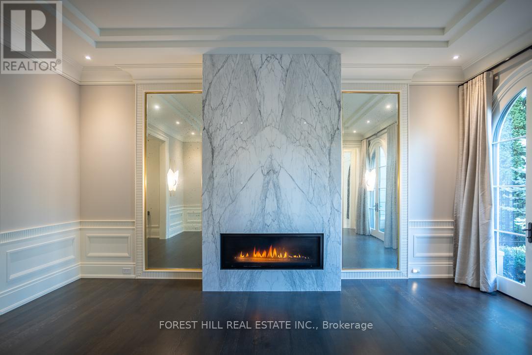 15 TUDOR GATE Toronto (Bridle Path-Sunnybrook-York Mills), ON M2L 1N3