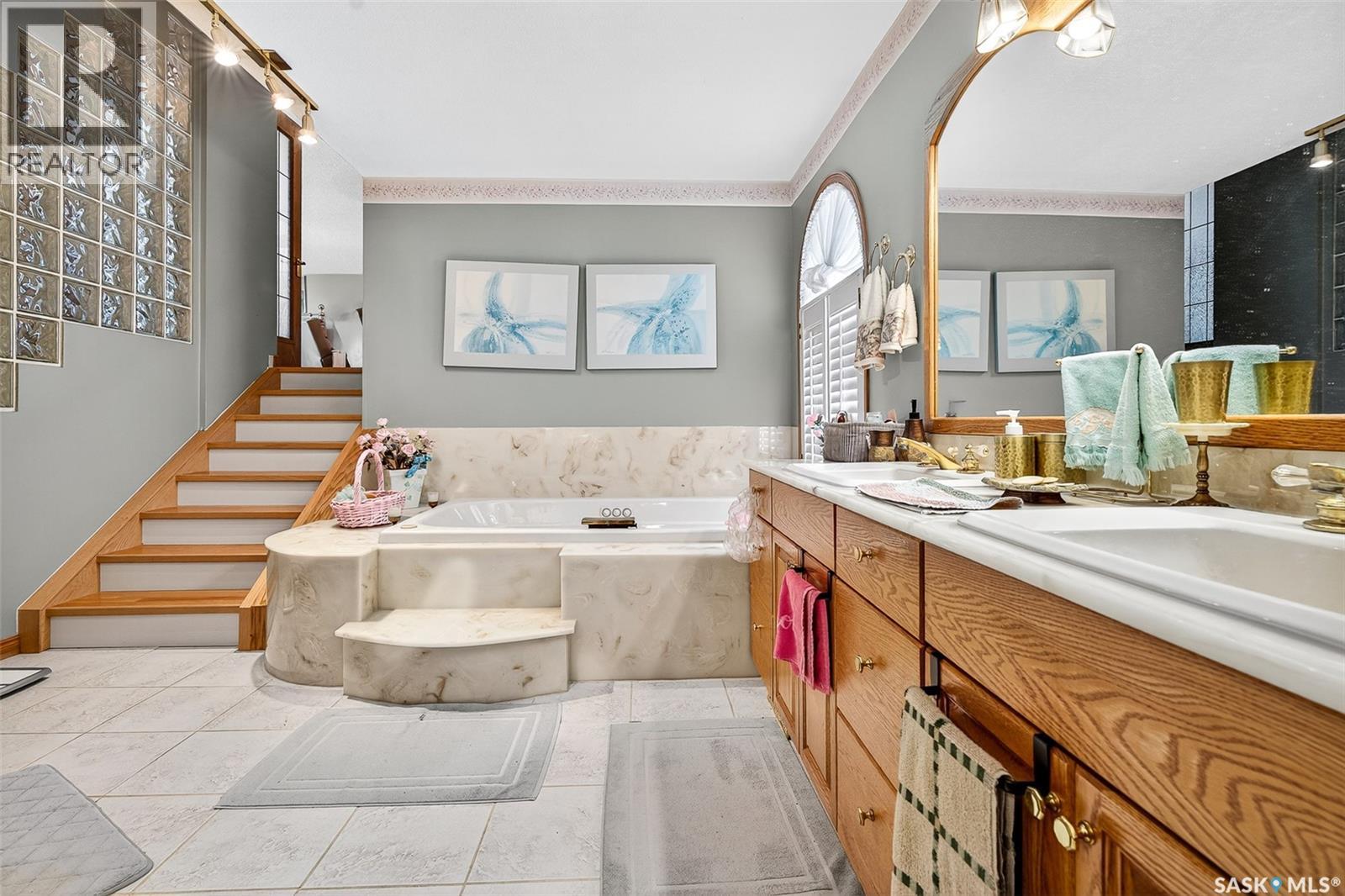 80 Bluebell Crescent, Moose Jaw, Saskatchewan  S6J 1A2 - Photo 34 - SK031671