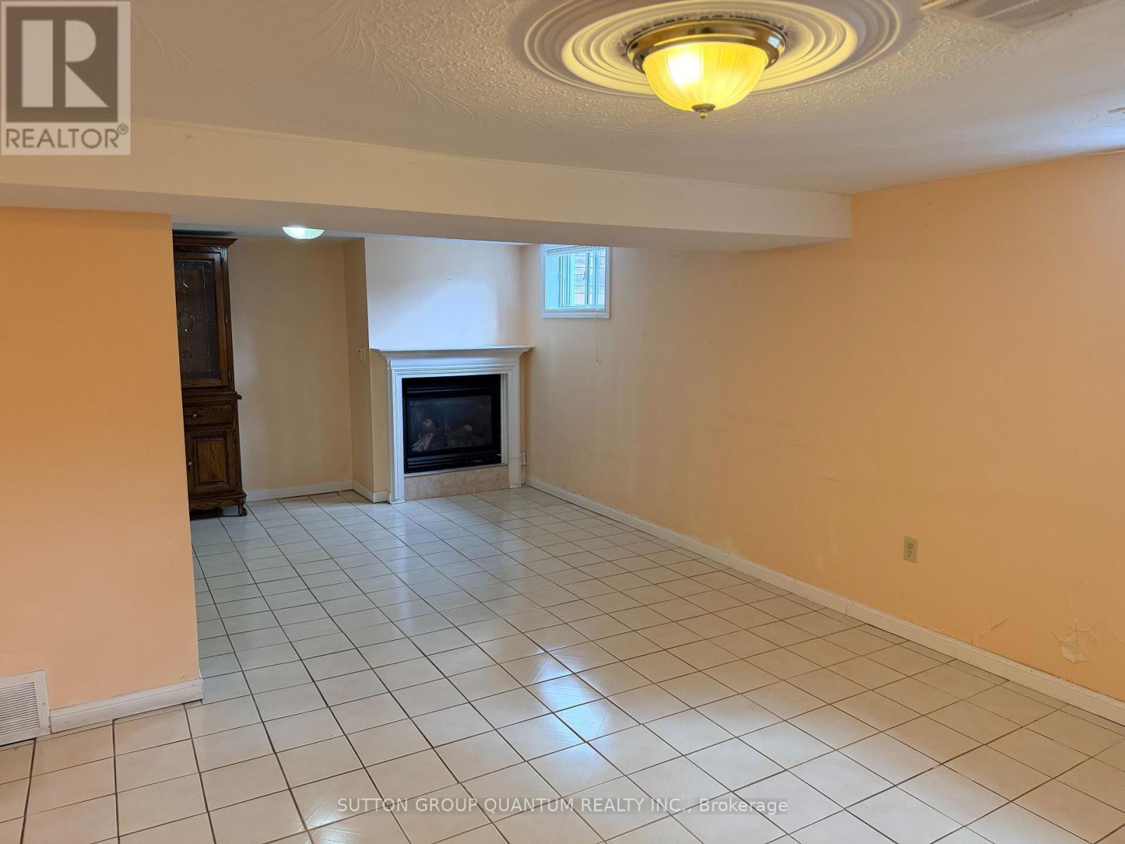 61 Forest Avenue, Mississauga, Ontario  L5G 1L3 - Photo 14 - W12887934