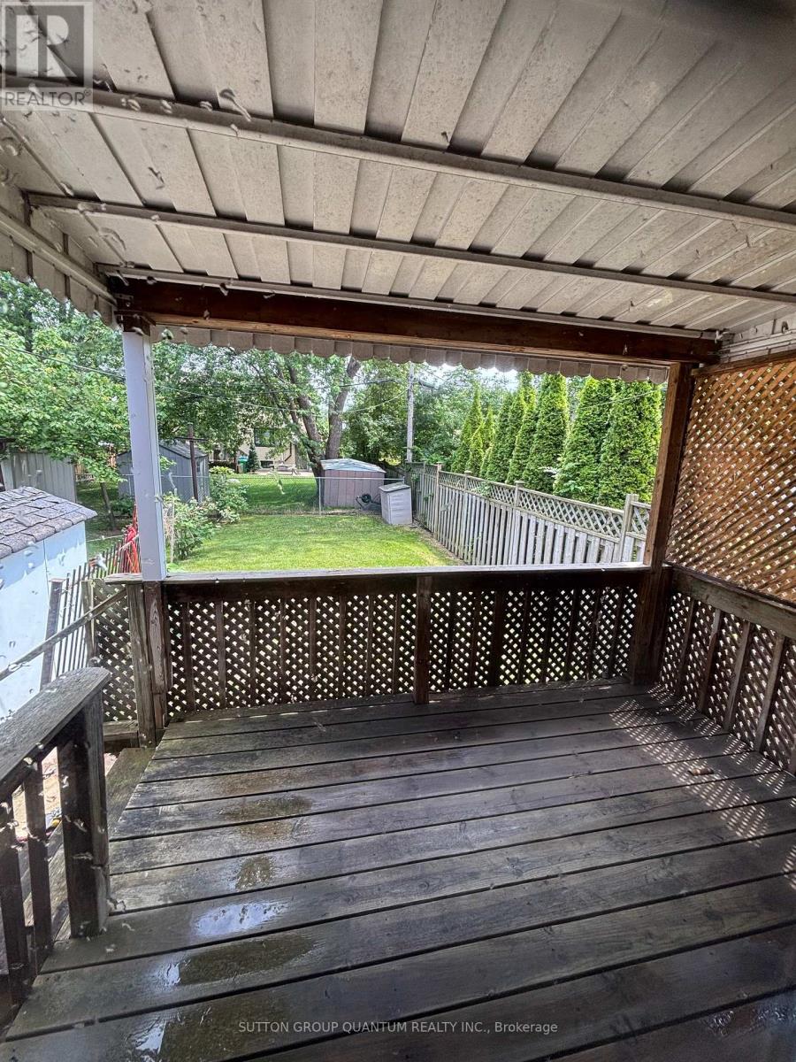 61 Forest Avenue, Mississauga, Ontario  L5G 1L3 - Photo 32 - W12887934