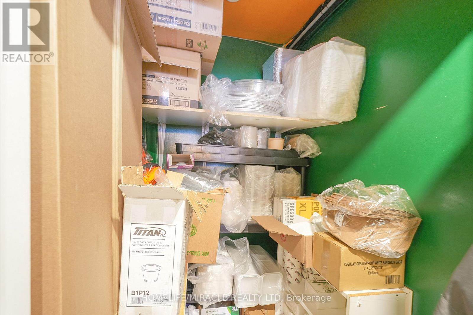 723 Lakeshore Road E, Mississauga, Ontario  L5G 1J7 - Photo 18 - W12777728