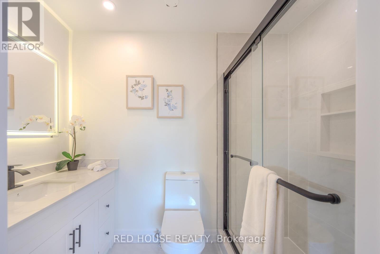 1253 Melton Drive, Mississauga, Ontario  L4Y 1L6 - Photo 22 - W12915064