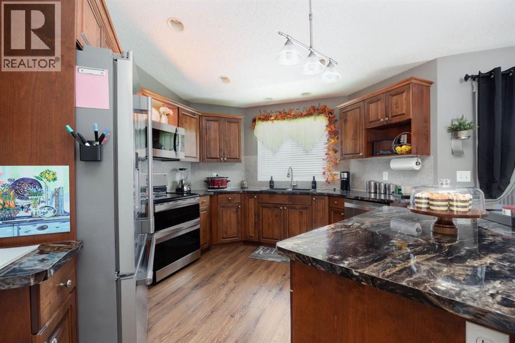 224 Shetland Garden, Fort Mcmurray, Alberta  T9H 5M5 - Photo 8 - A2280388