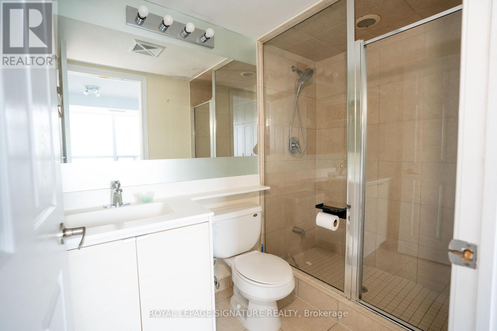 3306 - 310 Burnhamthorpe Road W, Mississauga, Ontario  L5B 4P9 - Photo 15 - W12935004