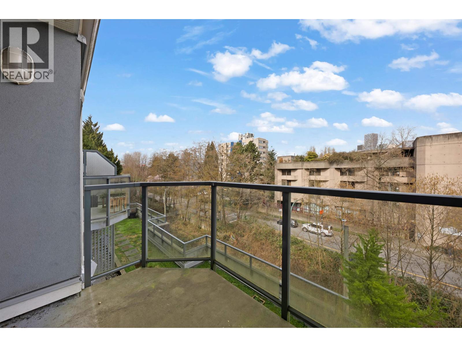 8 1355 W 4th Avenue, Vancouver, British Columbia  V6H 3Y8 - Photo 8 - R3105612