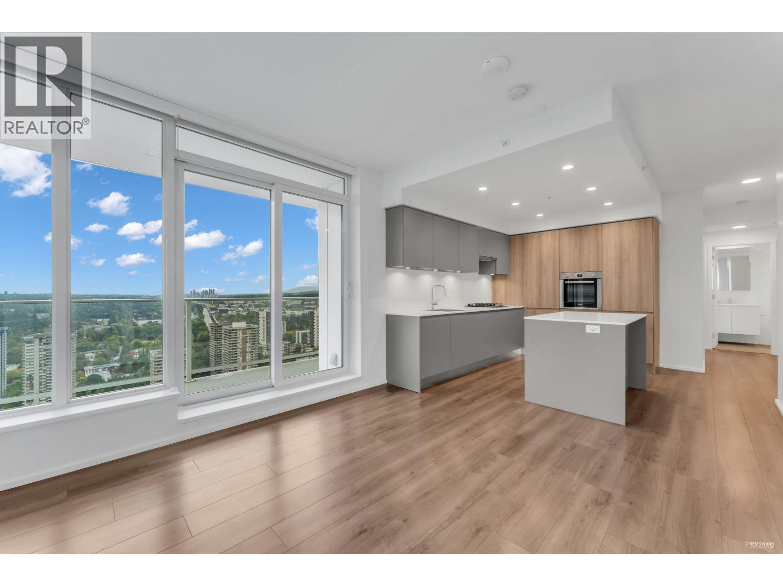 3407 3833 Evergreen Place, Burnaby, British Columbia  V3J 0M2 - Photo 2 - R3105583