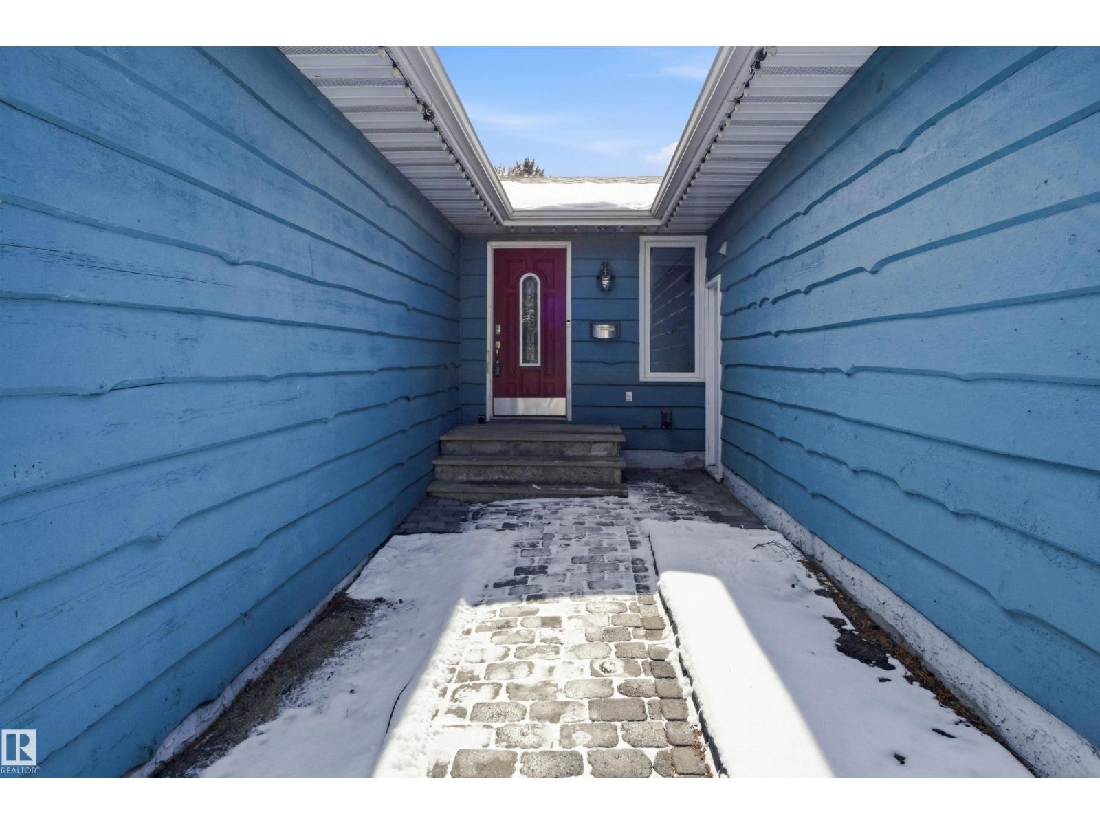 4203 52 Av, Beaumont, Alberta  T4X 1J4 - Photo 2 - E4480004