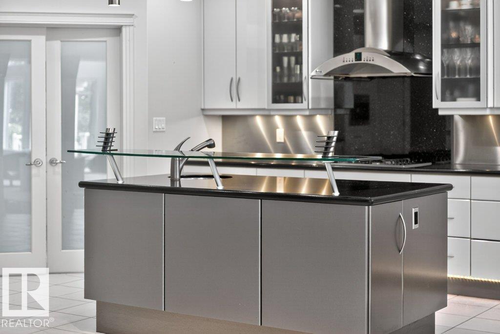 1128 119 St Nw, Edmonton, Alberta  T6J 7H7 - Photo 29 - E4480008