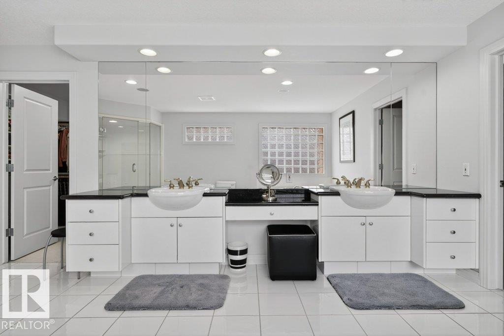 1128 119 St Nw, Edmonton, Alberta  T6J 7H7 - Photo 47 - E4480008