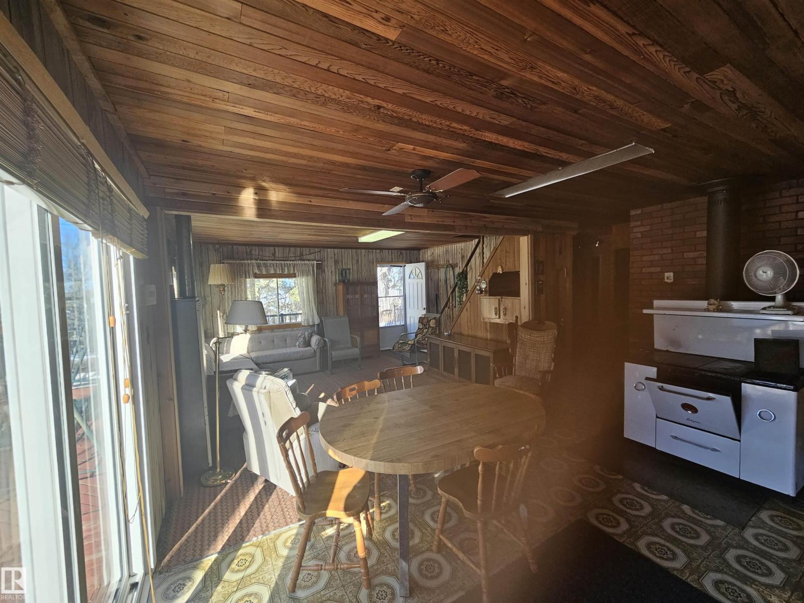 18 Willow Av, Rural Lac Ste. Anne County, Alberta  T0E 0V0 - Photo 10 - E4480007