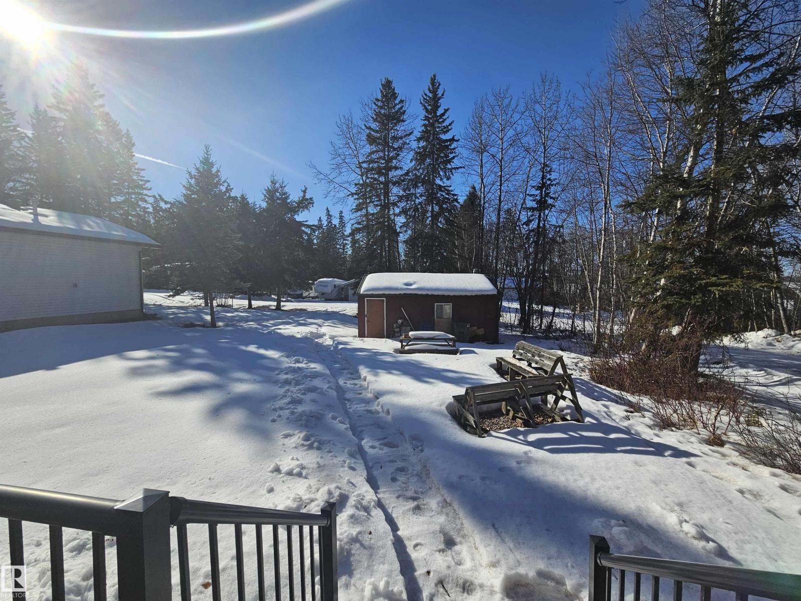 18 Willow Av, Rural Lac Ste. Anne County, Alberta  T0E 0V0 - Photo 35 - E4480007