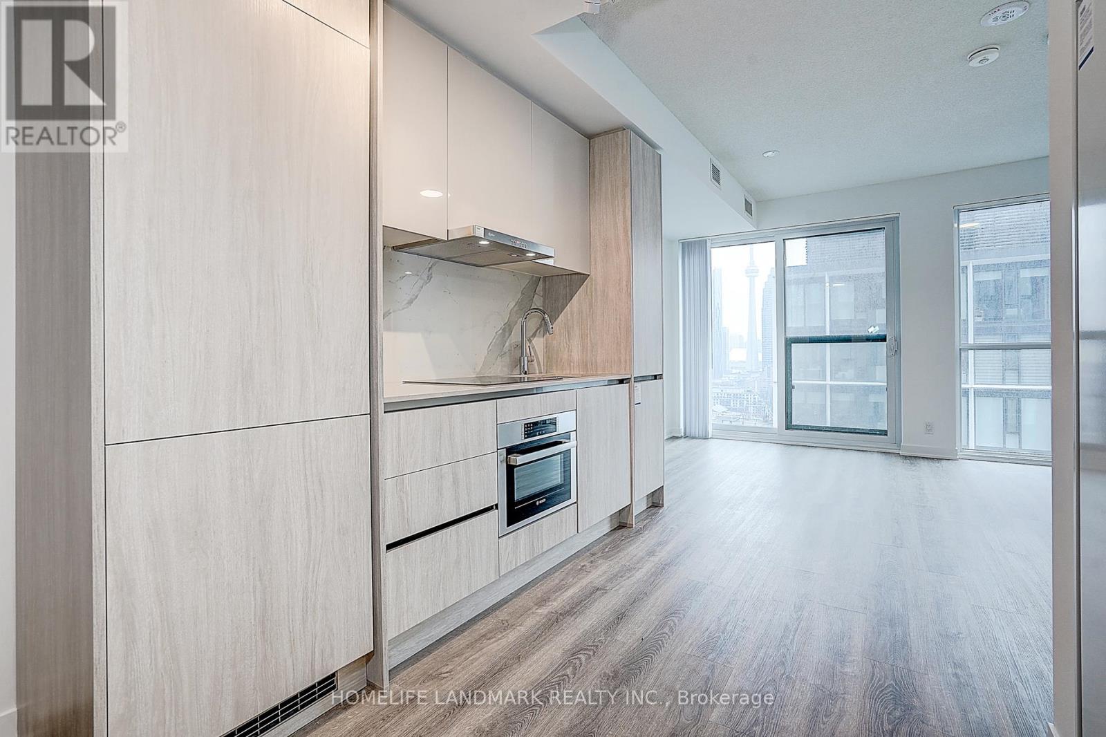 3011 - 180 Front Street E, Toronto, Ontario  M5A 0K9 - Photo 10 - C12944194