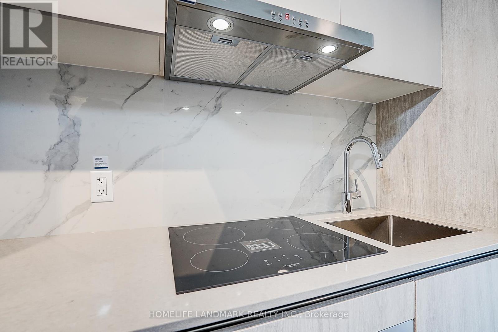 3011 - 180 Front Street E, Toronto, Ontario  M5A 0K9 - Photo 14 - C12944194