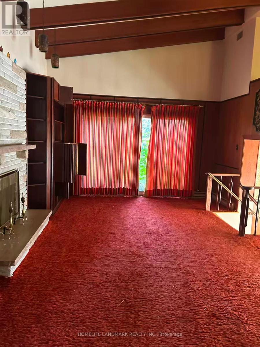 2 Royal Oak Drive, Toronto, Ontario  M3C 2M2 - Photo 4 - C12944198