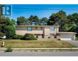 2 ROYAL OAK DRIVE, Toronto, Ontario