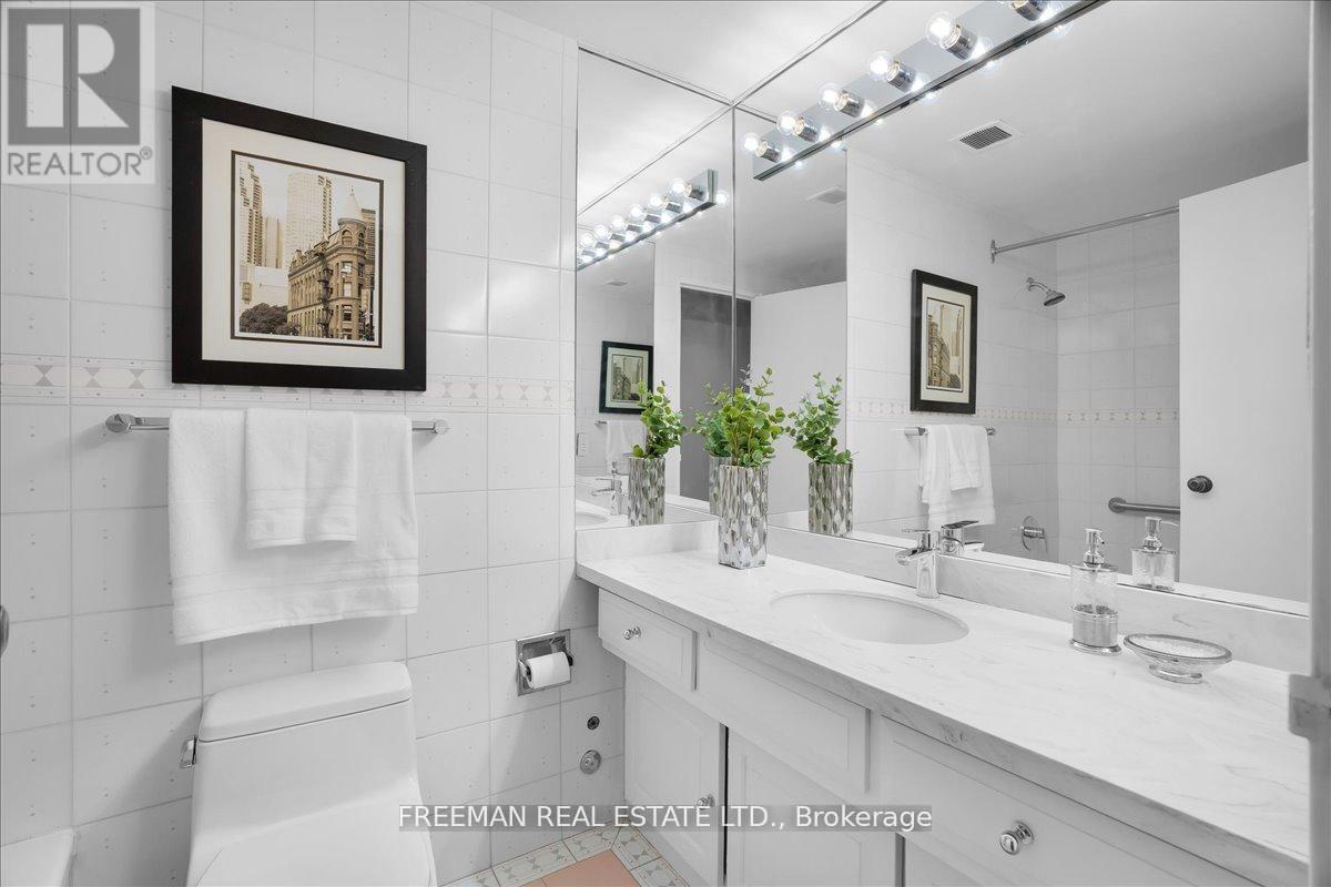 303 - 350 Lonsdale Road, Toronto, Ontario  M5P 1R6 - Photo 14 - C12944226