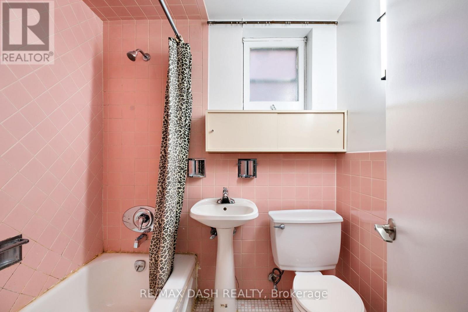 48 Russfax Drive, Toronto, Ontario  M2R 3B1 - Photo 32 - C12944238