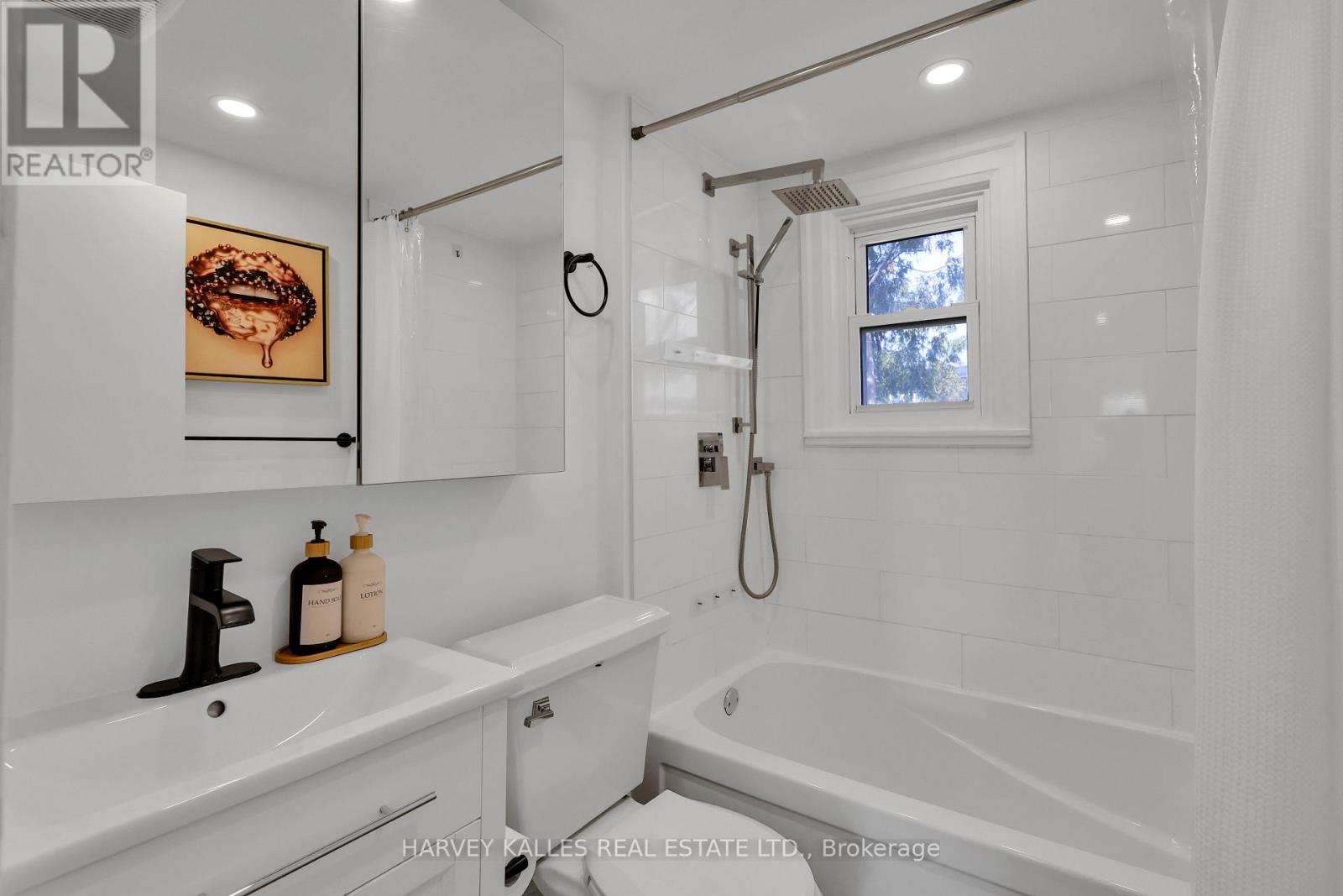 99 Atlas Avenue, Toronto, Ontario  M6C 3P2 - Photo 23 - C12944272