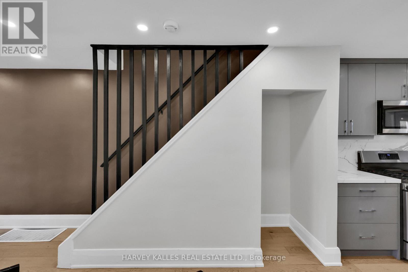 99 Atlas Avenue, Toronto, Ontario  M6C 3P2 - Photo 24 - C12944272