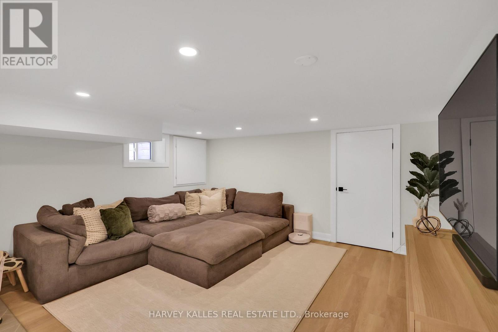 99 Atlas Avenue, Toronto, Ontario  M6C 3P2 - Photo 28 - C12944272