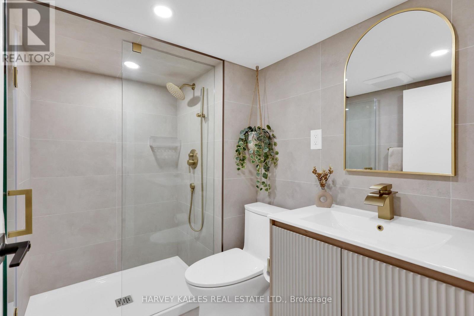 99 Atlas Avenue, Toronto, Ontario  M6C 3P2 - Photo 32 - C12944272