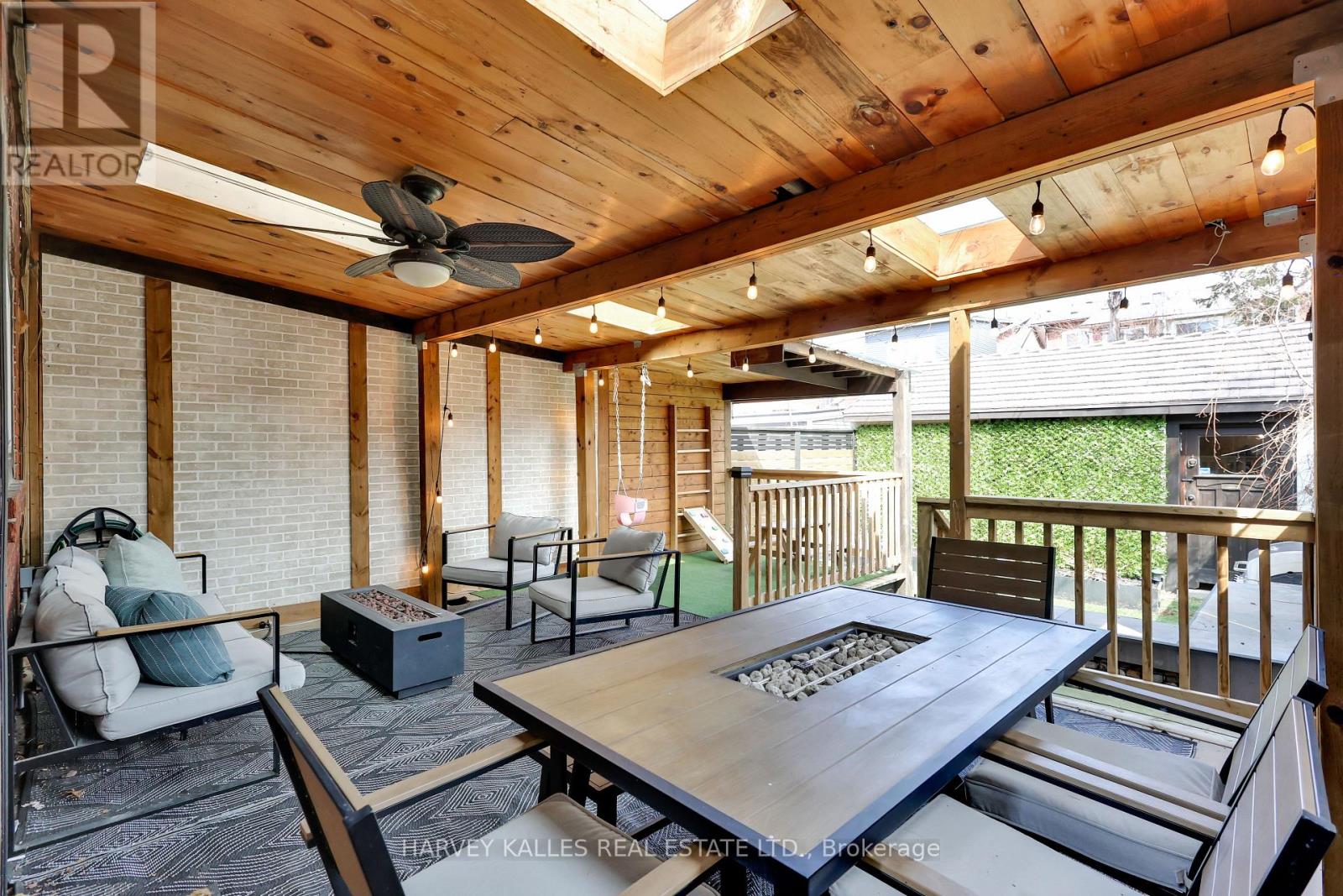 99 Atlas Avenue, Toronto, Ontario  M6C 3P2 - Photo 34 - C12944272