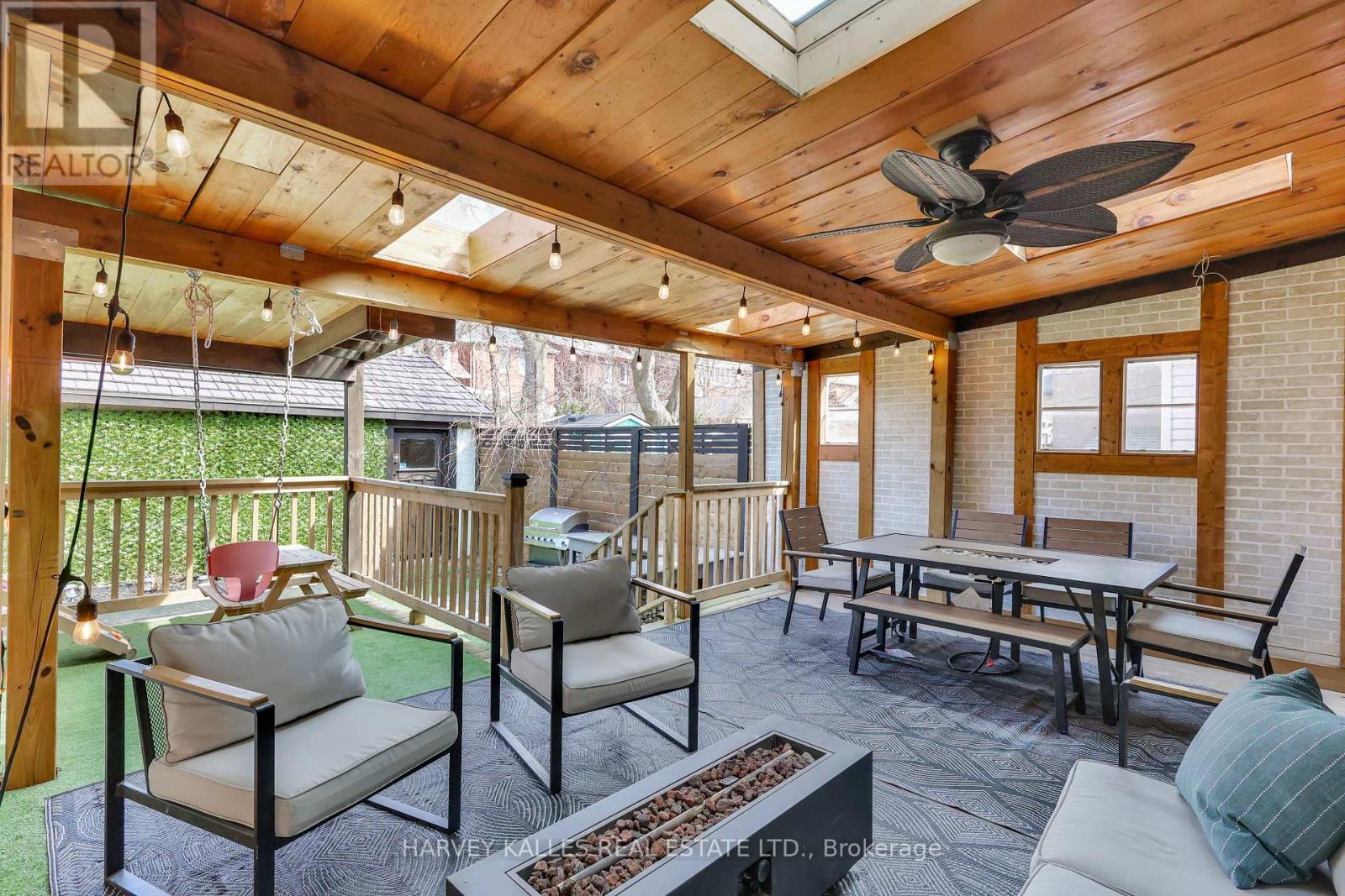 99 Atlas Avenue, Toronto, Ontario  M6C 3P2 - Photo 35 - C12944272