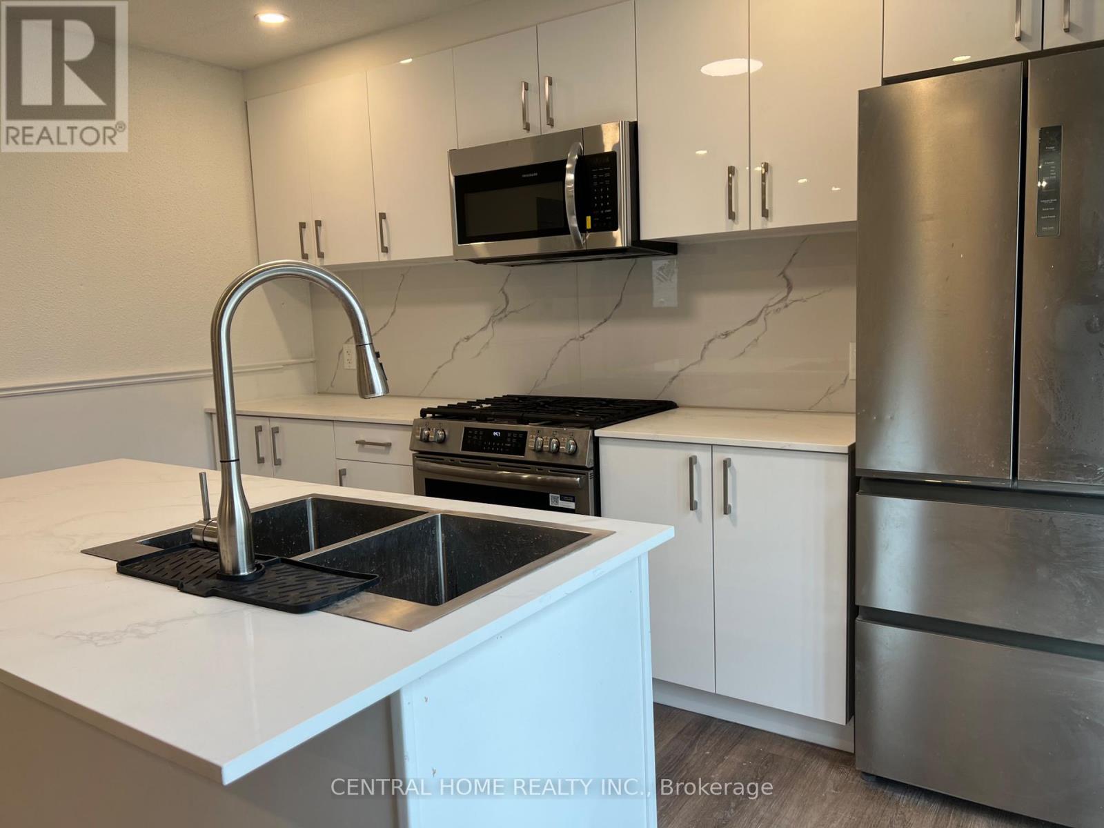 86 Pleasant Avenue, Toronto, Ontario  M2M 1L9 - Photo 4 - C12944318