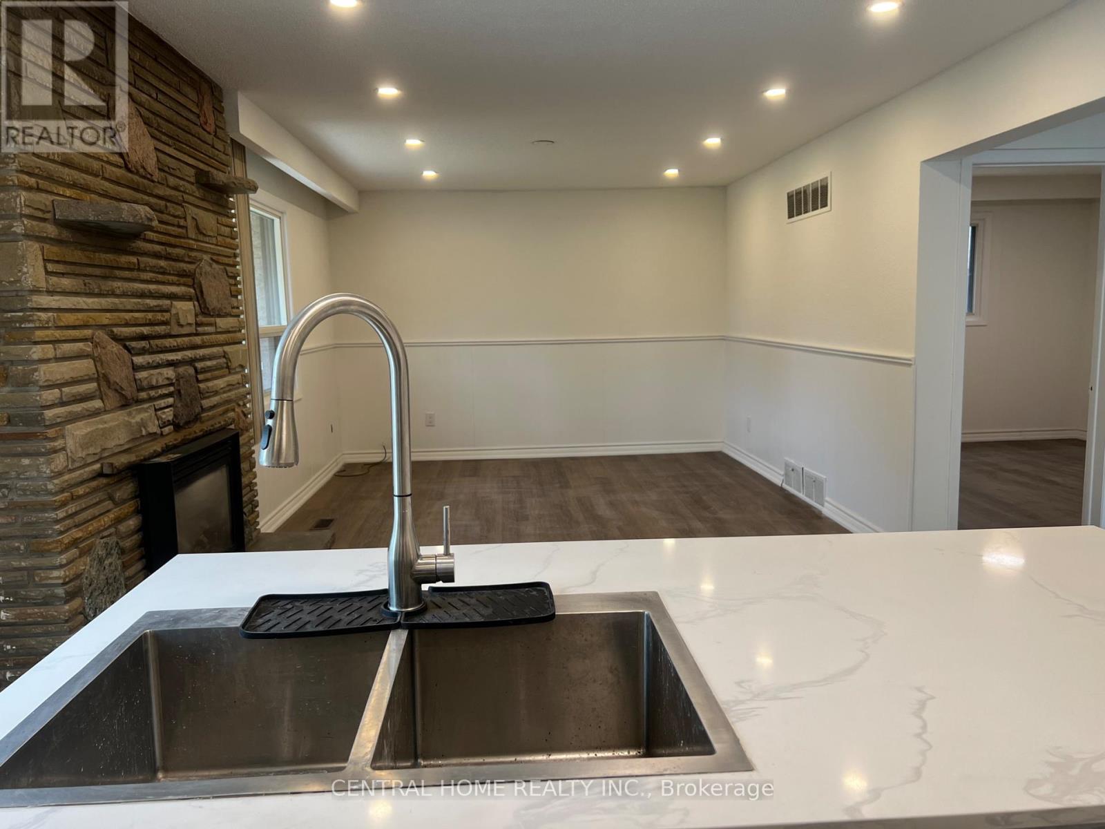 86 Pleasant Avenue, Toronto, Ontario  M2M 1L9 - Photo 6 - C12944318