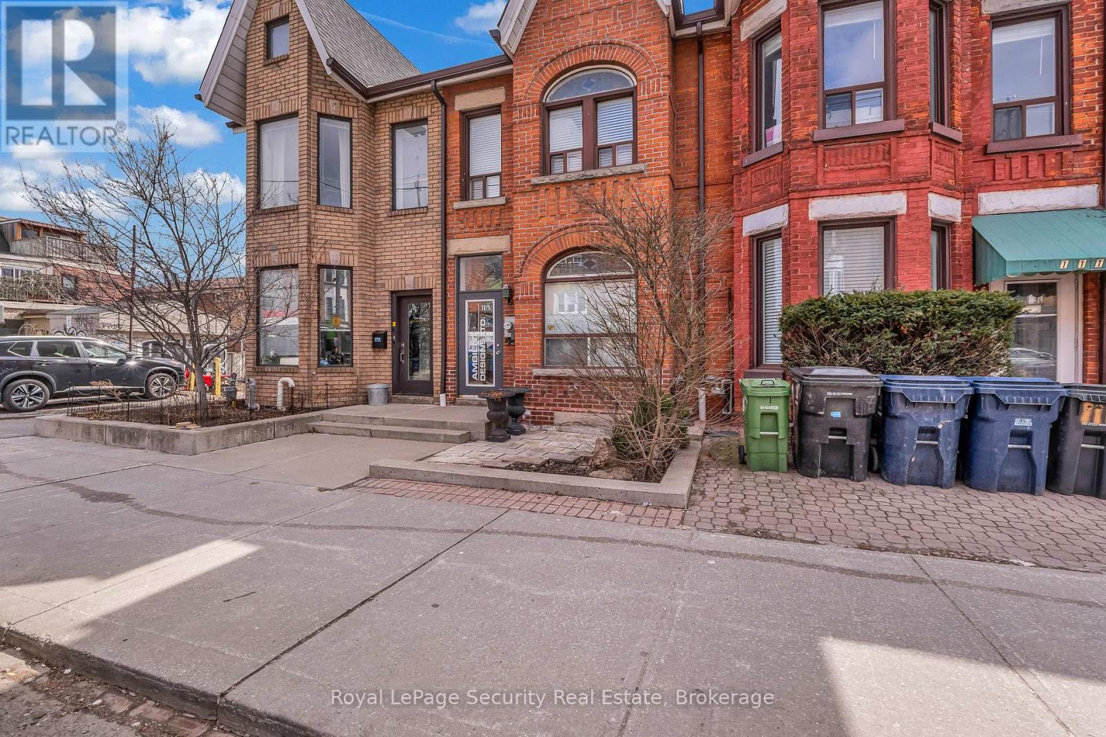 2nd Floor - 1115 College Street, Toronto, Ontario  M6H 1B5 - Photo 2 - C12944332