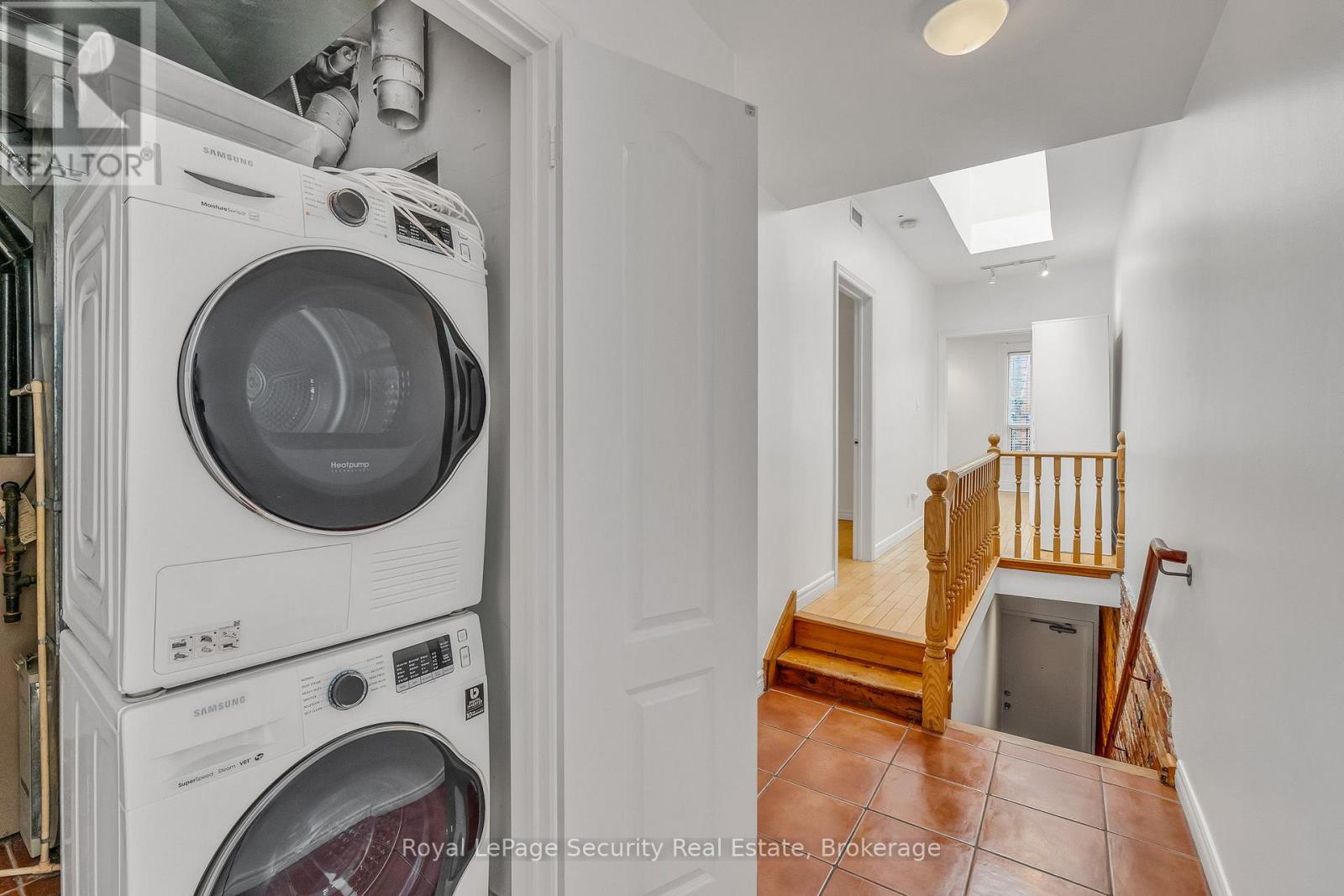 2nd Floor - 1115 College Street, Toronto, Ontario  M6H 1B5 - Photo 24 - C12944332