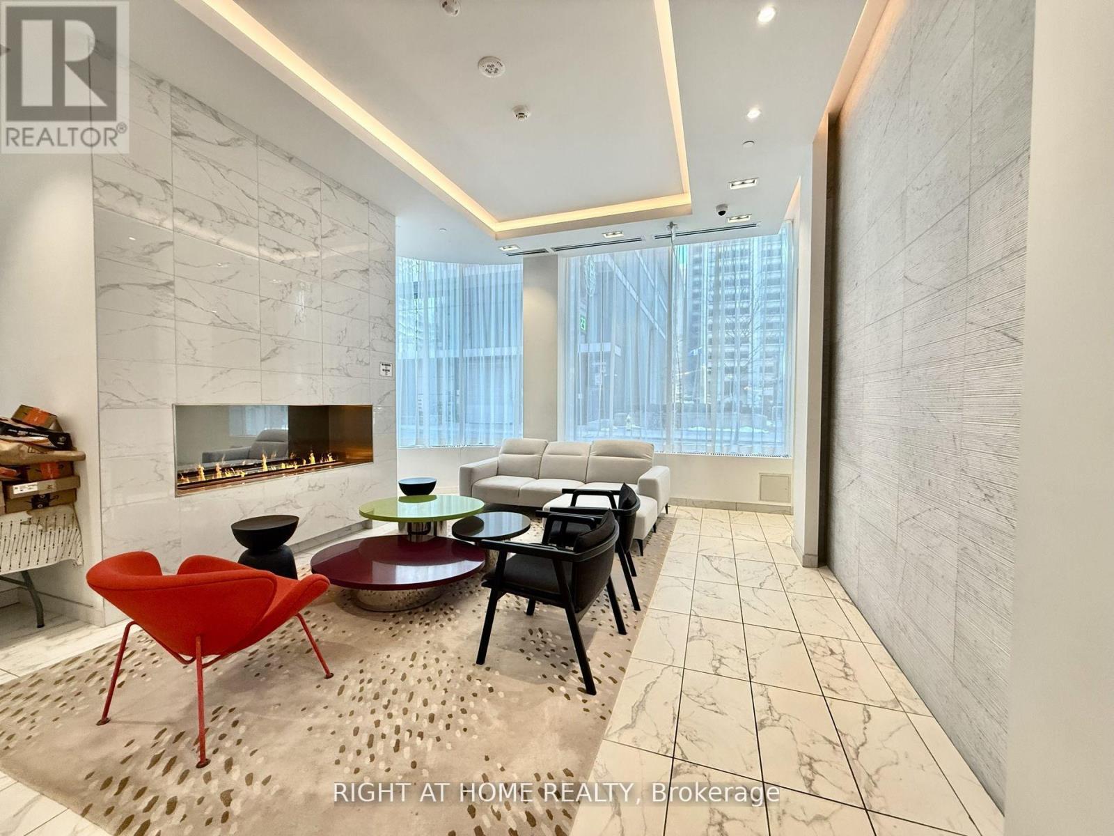 3406 - 238 Simcoe Street, Toronto, Ontario  M5T 0E2 - Photo 3 - C12944424